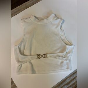 Women’s white tank top never worn